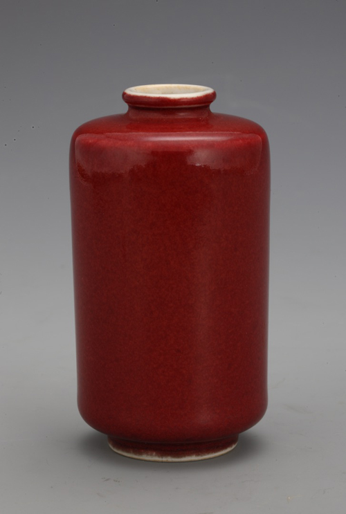 清雍正红釉灯笼瓶